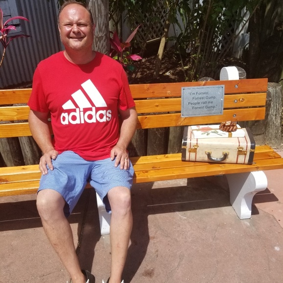 Poshmark Ambassador - Picture 1 of 5